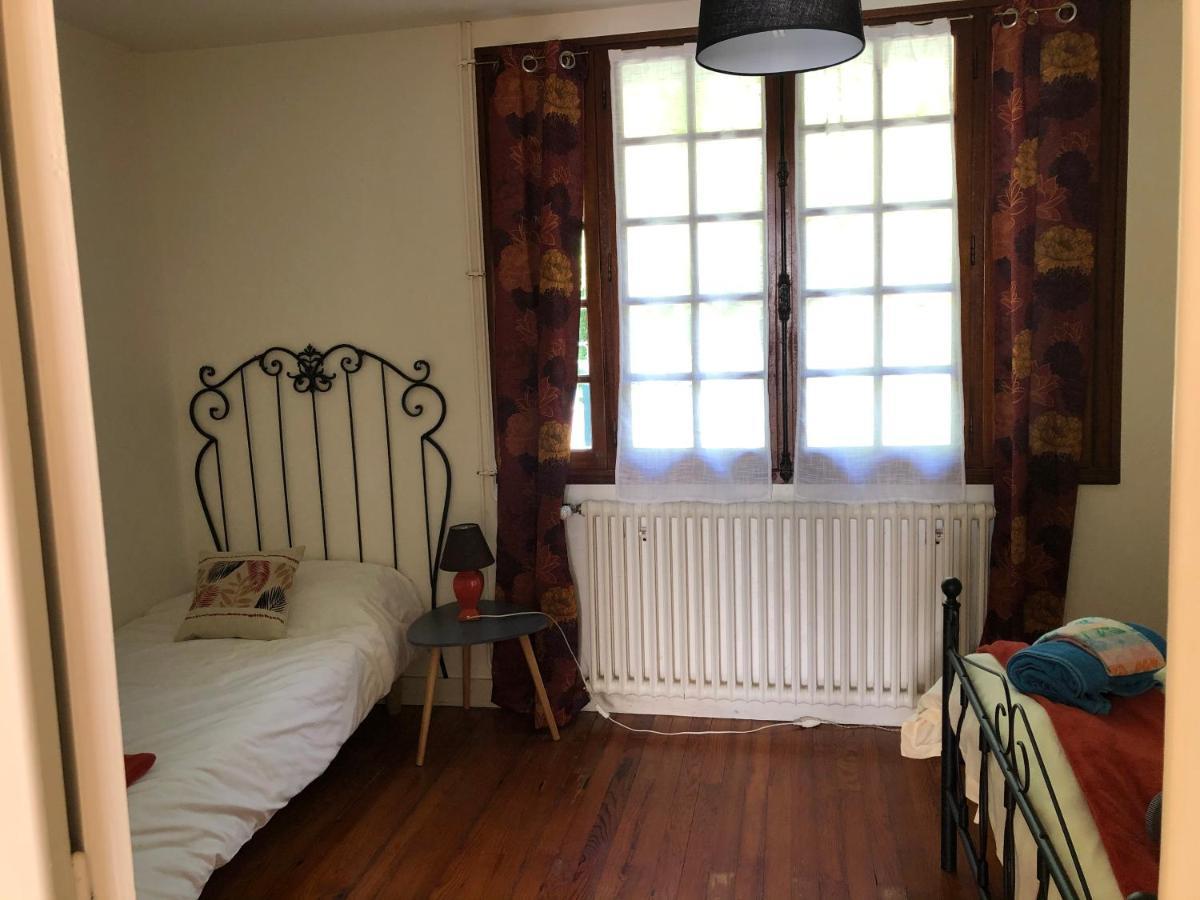 Chez Firmin "Les Ombrages" Villa Mesnac ภายนอก รูปภาพ